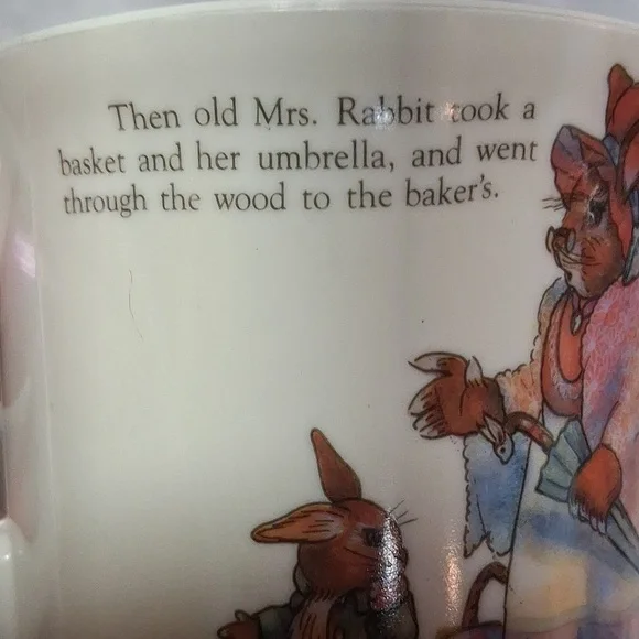 Vintage Peter Rabbit Mug Child Size Two Handles Beatrix Potter 1987 - Picture 8 of 9
